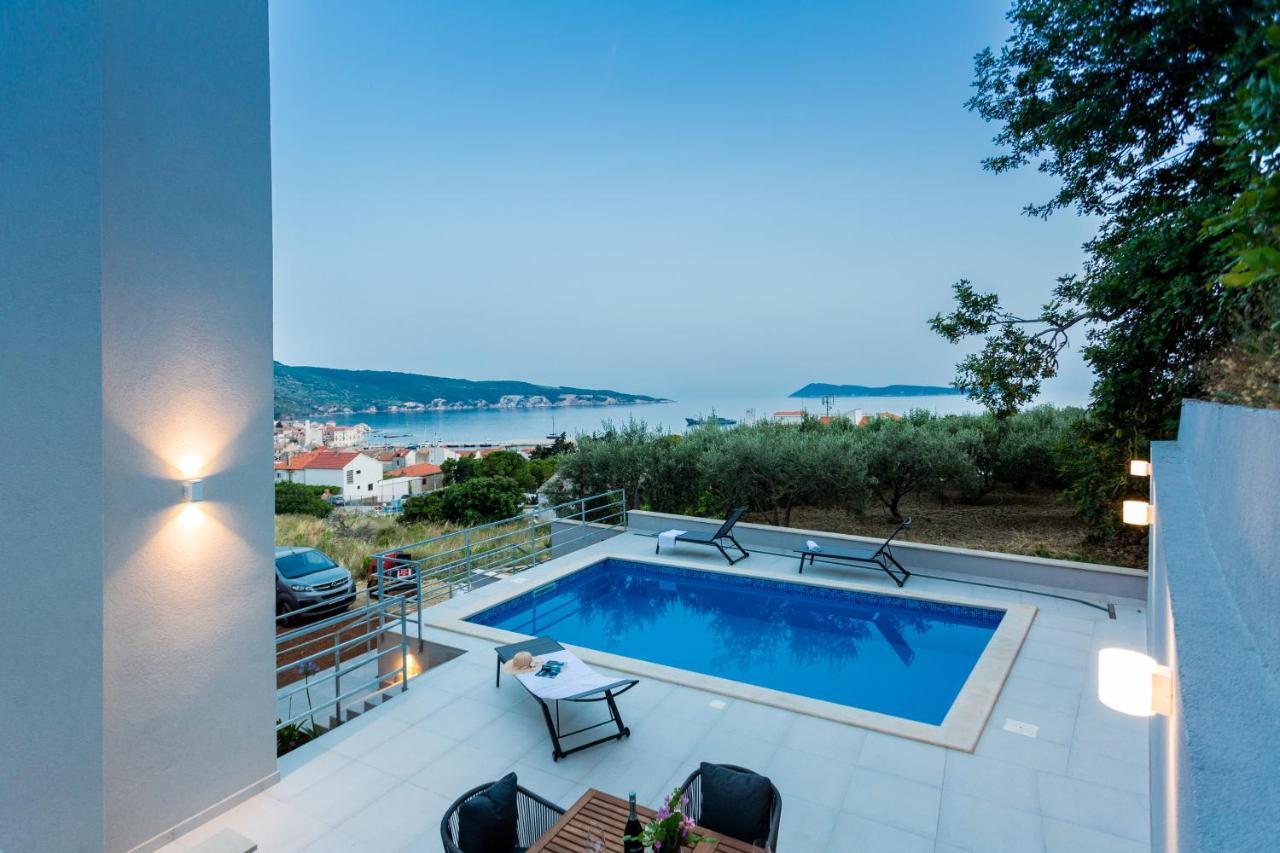 Seaside Elegance Suites Komiža Exterior foto