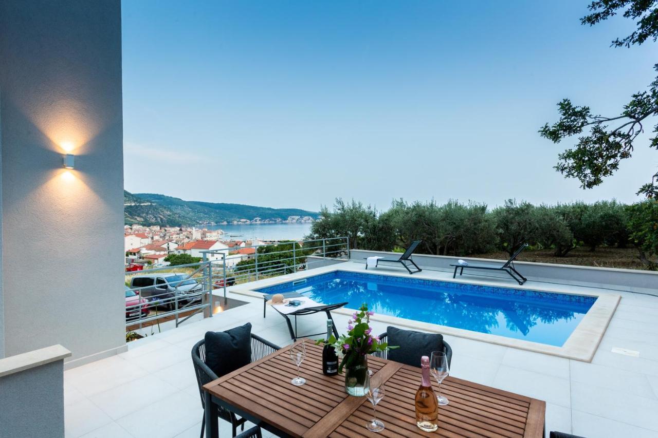 Seaside Elegance Suites Komiža Exterior foto